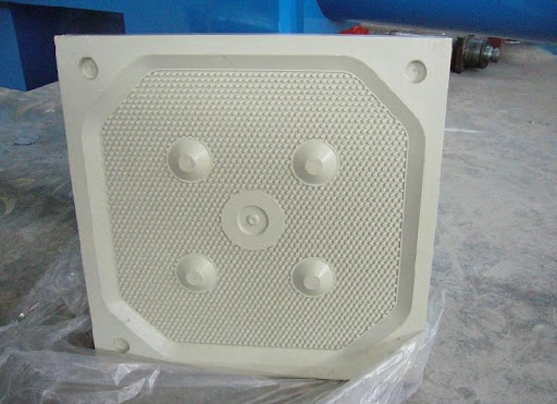 Bộ lọc khung bản có một vật sắc nhọn